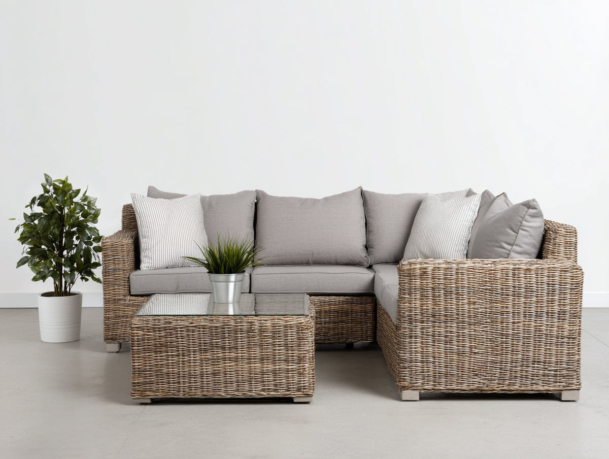 Gartensofa aus Polyrattan 260 x 260 x 75 cm - Naturholz und Grau - Modernes Ecksofa mit Couchtisch für Terrasse und Garten